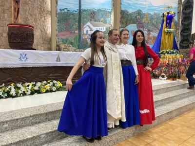 Fé e devoção marcam o 4º dia da Novena em honra a Nossa Senhora Aparecida em Laranjeiras do Sul